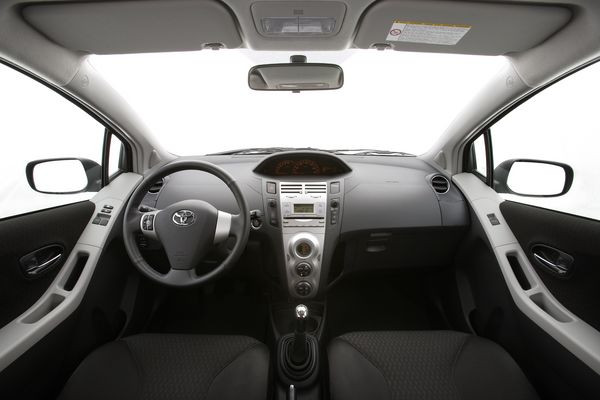 Yaris 3 Portes 1 3 VVT i TOYOTA Essai LaTribuneAuto